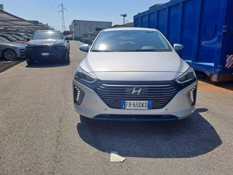Hyundai Ioniq 1.6GDI Hybrid Очакван внос, снимка 3 - Автомобили и джипове - 55300970