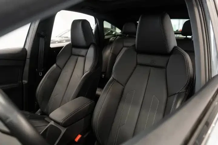 Audi E-Tron, снимка 10 - Автомобили и джипове - 56685114