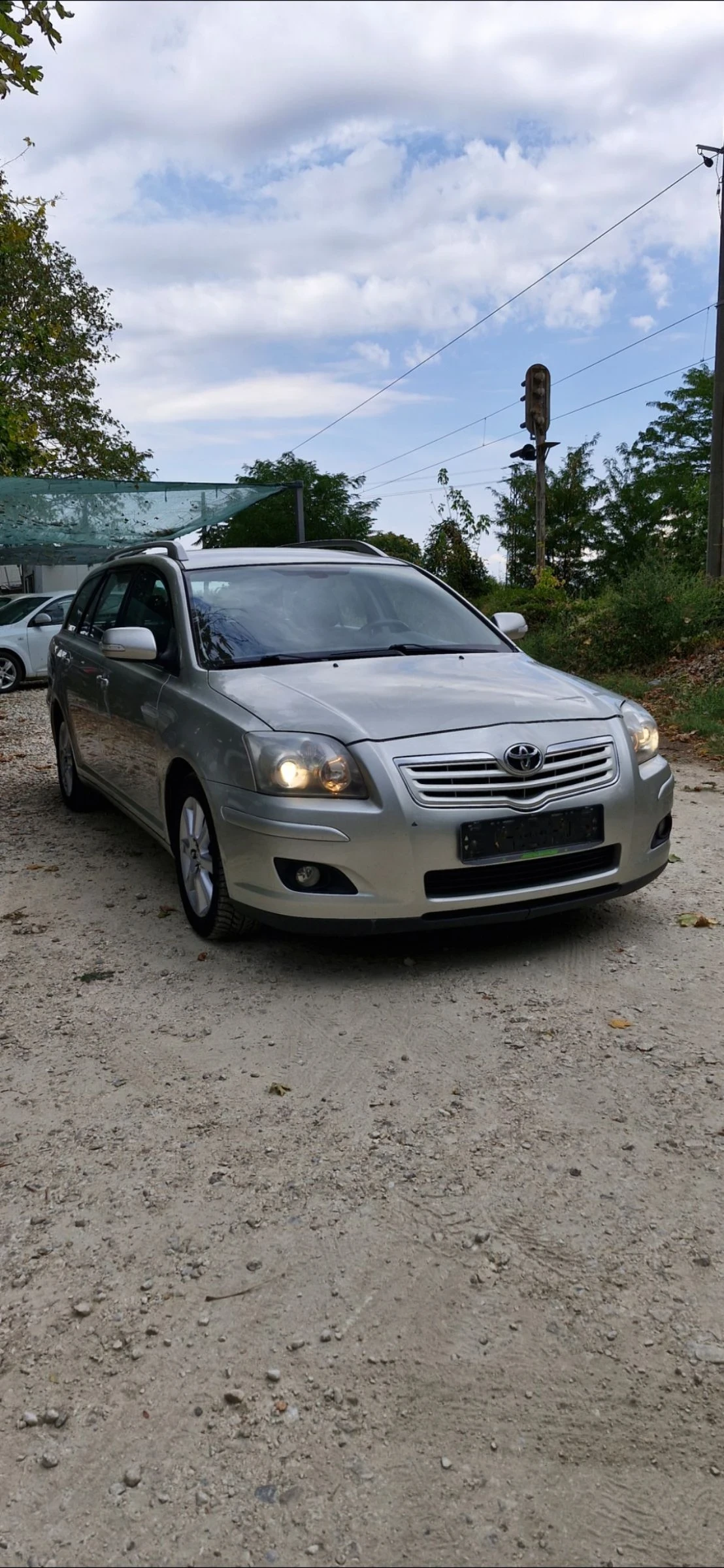 Toyota Avensis 2.0 D-4D Facebook 126к.с.  - изображение 3