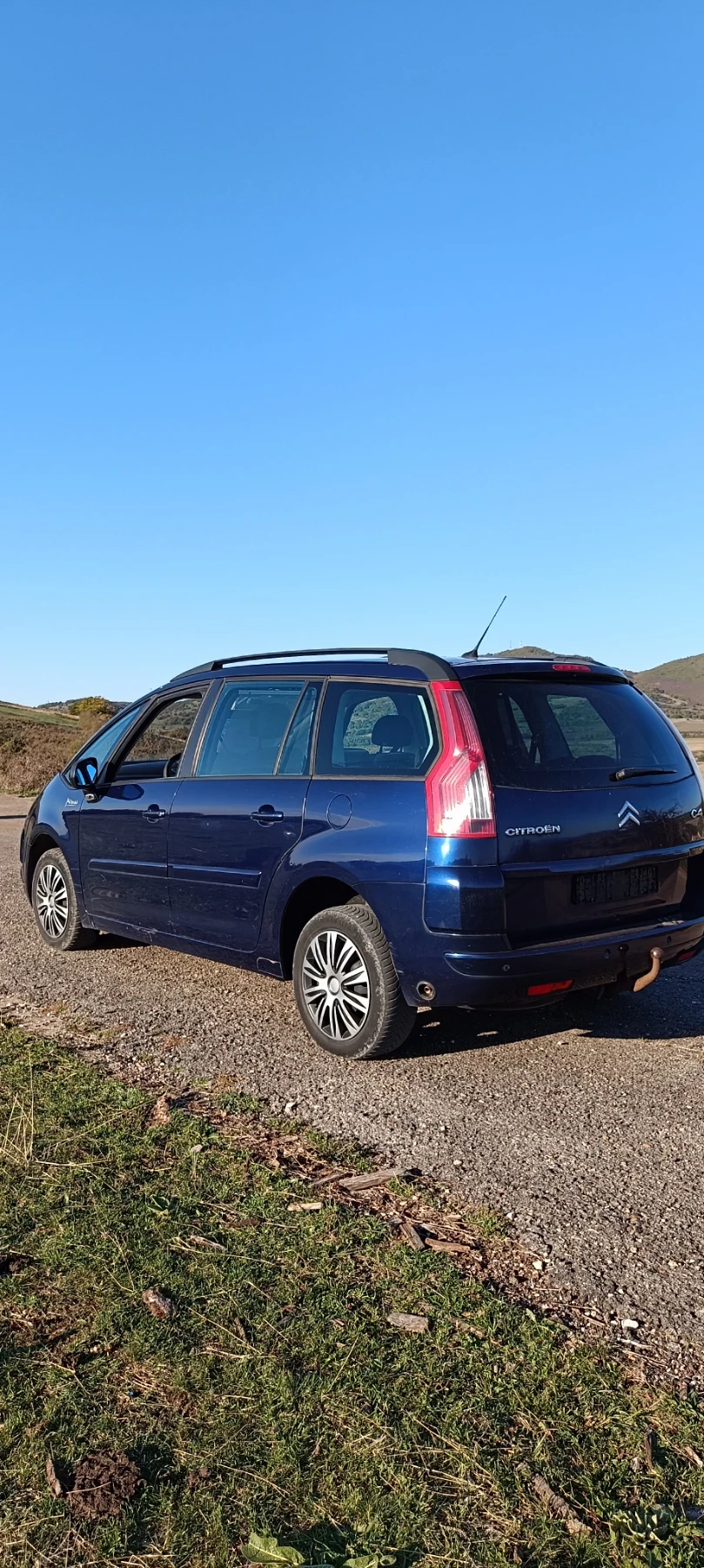 Citroen Grand C4 Picasso 1.8i - изображение 6