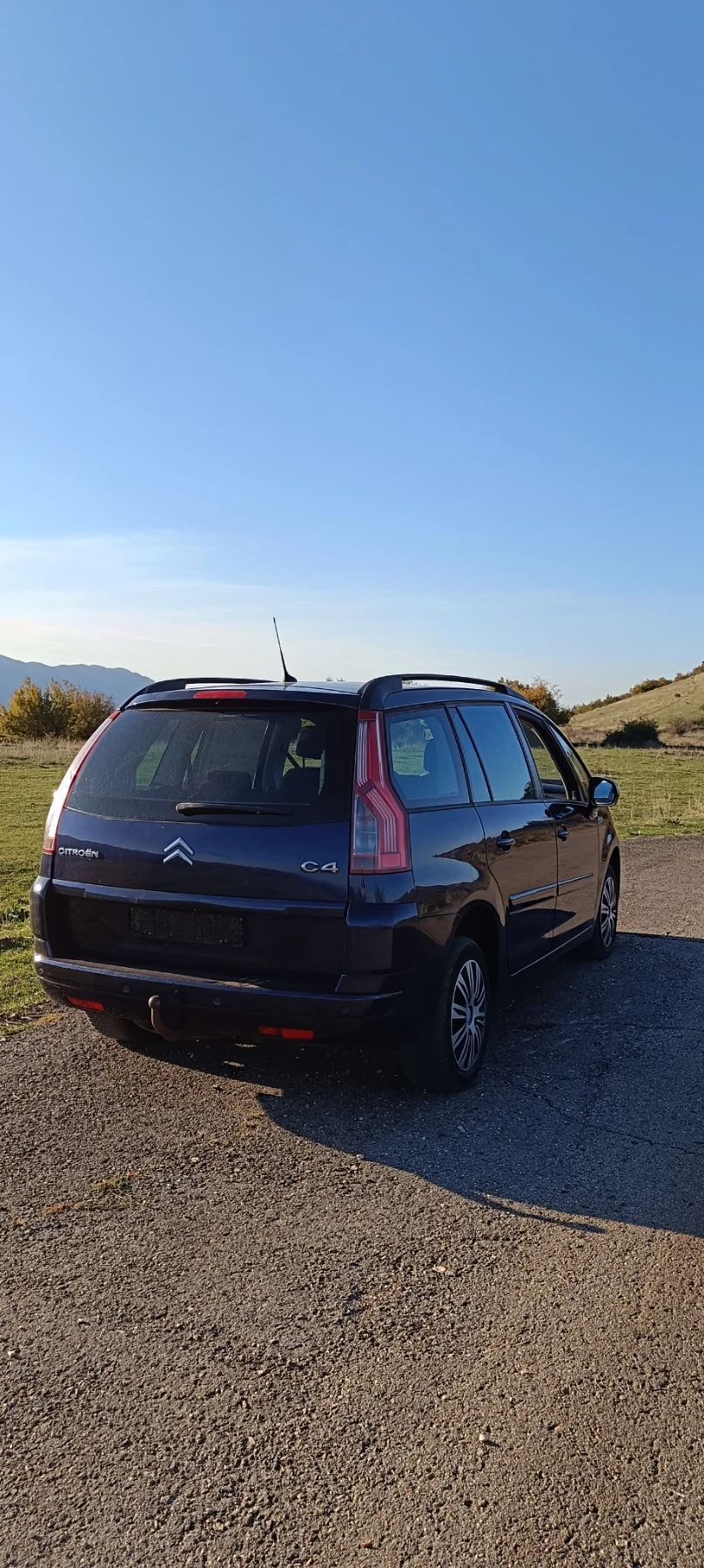 Citroen Grand C4 Picasso 1.8i - изображение 5