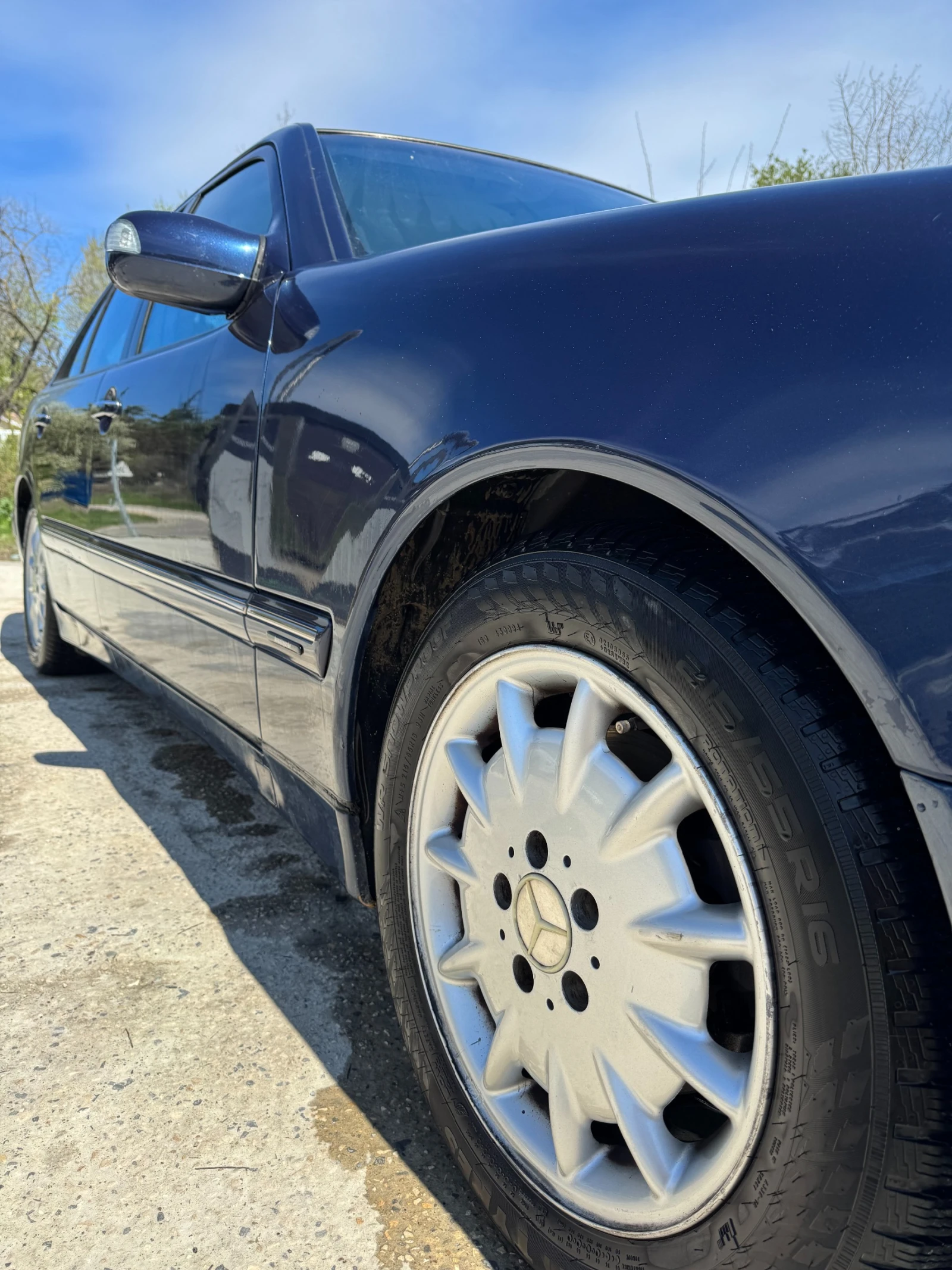 Mercedes-Benz E 200  - изображение 2