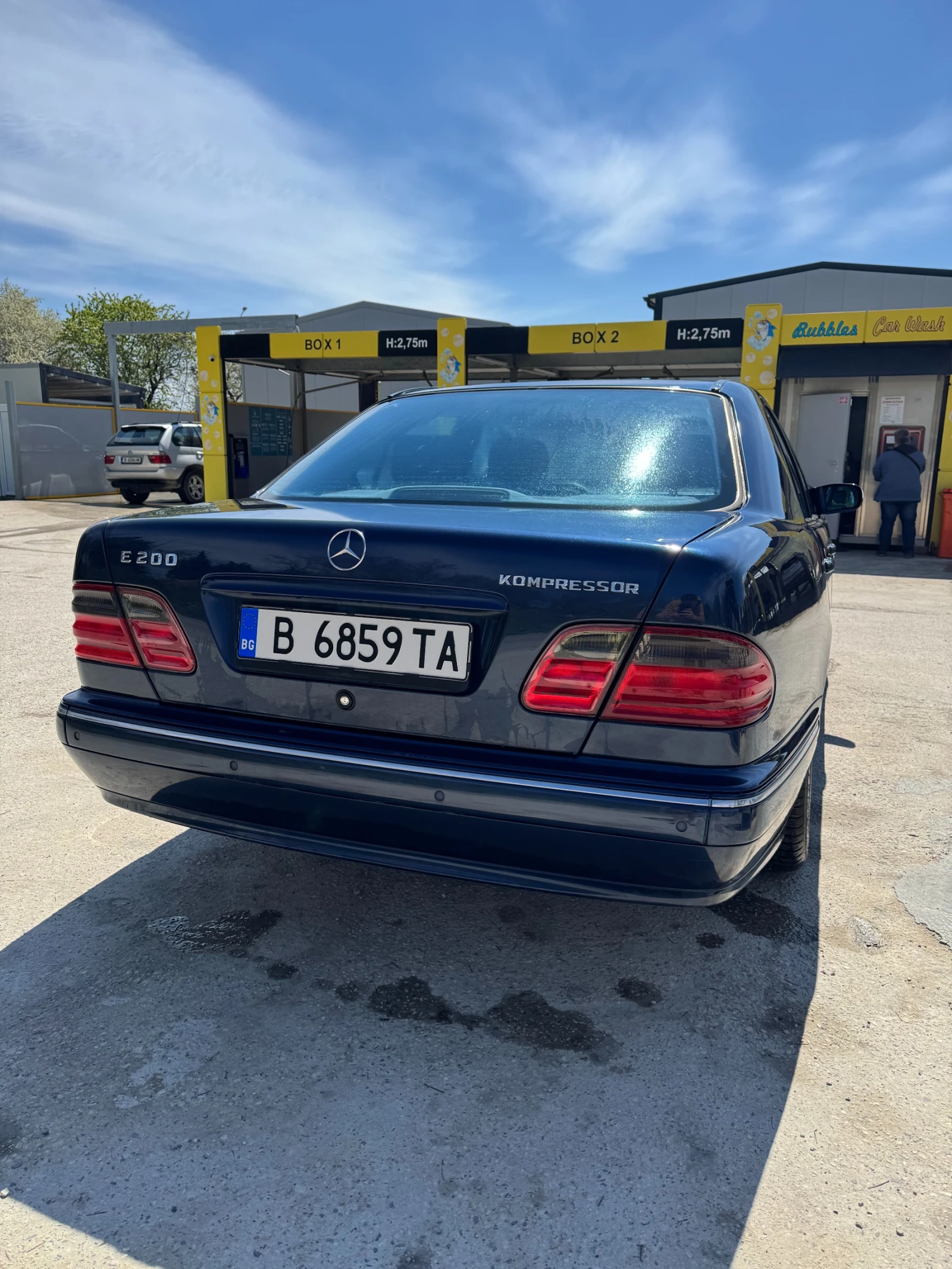 Mercedes-Benz E 200  - изображение 3