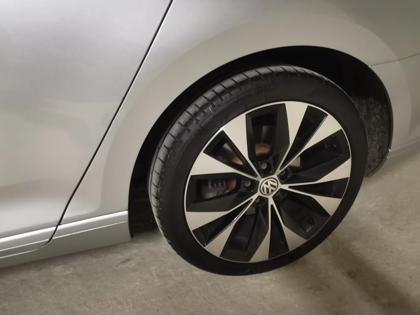 VW Passat 2.0 TDI | Mobile.bg   13