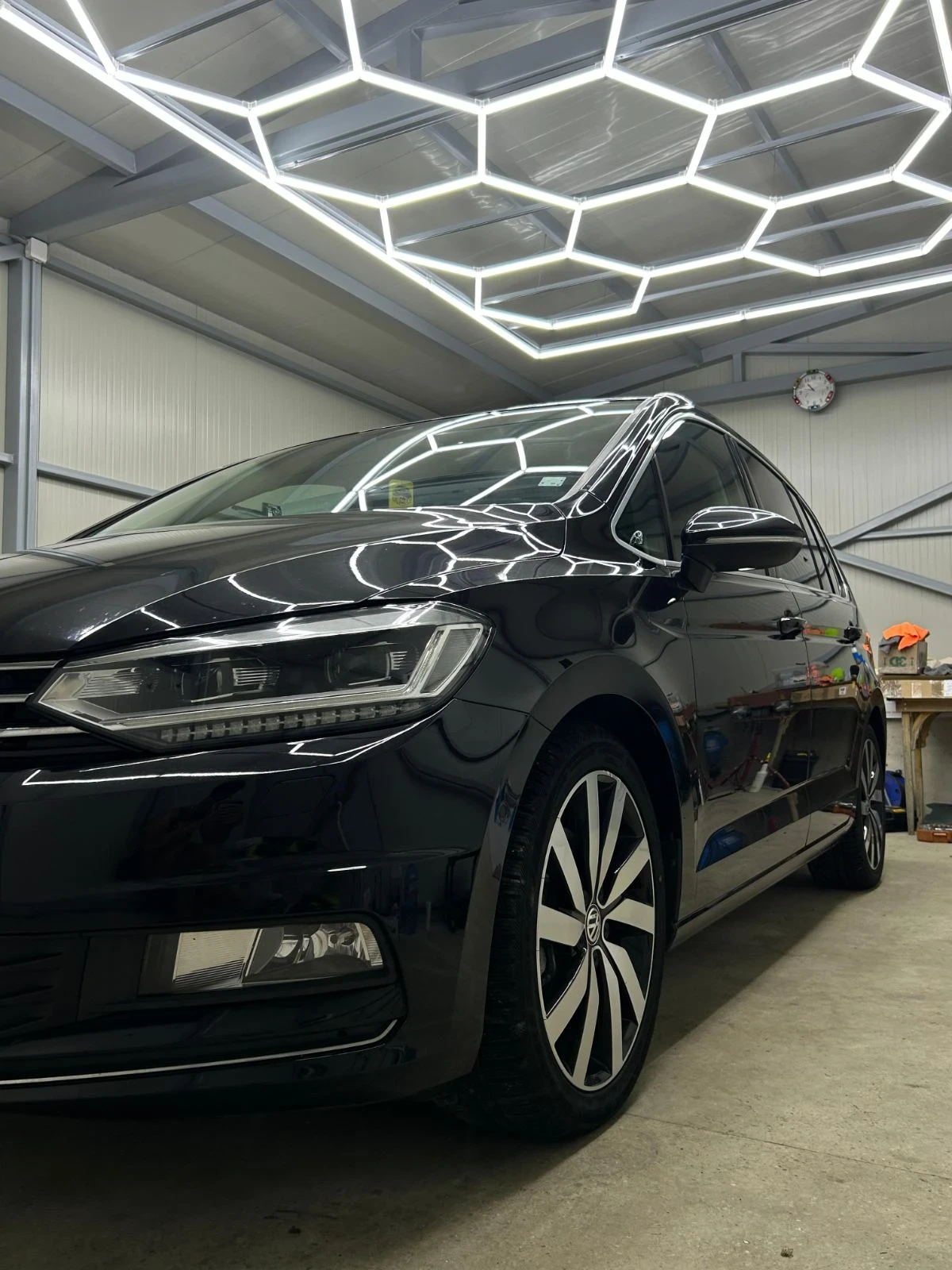 VW Touran 2.0TDI - изображение 5