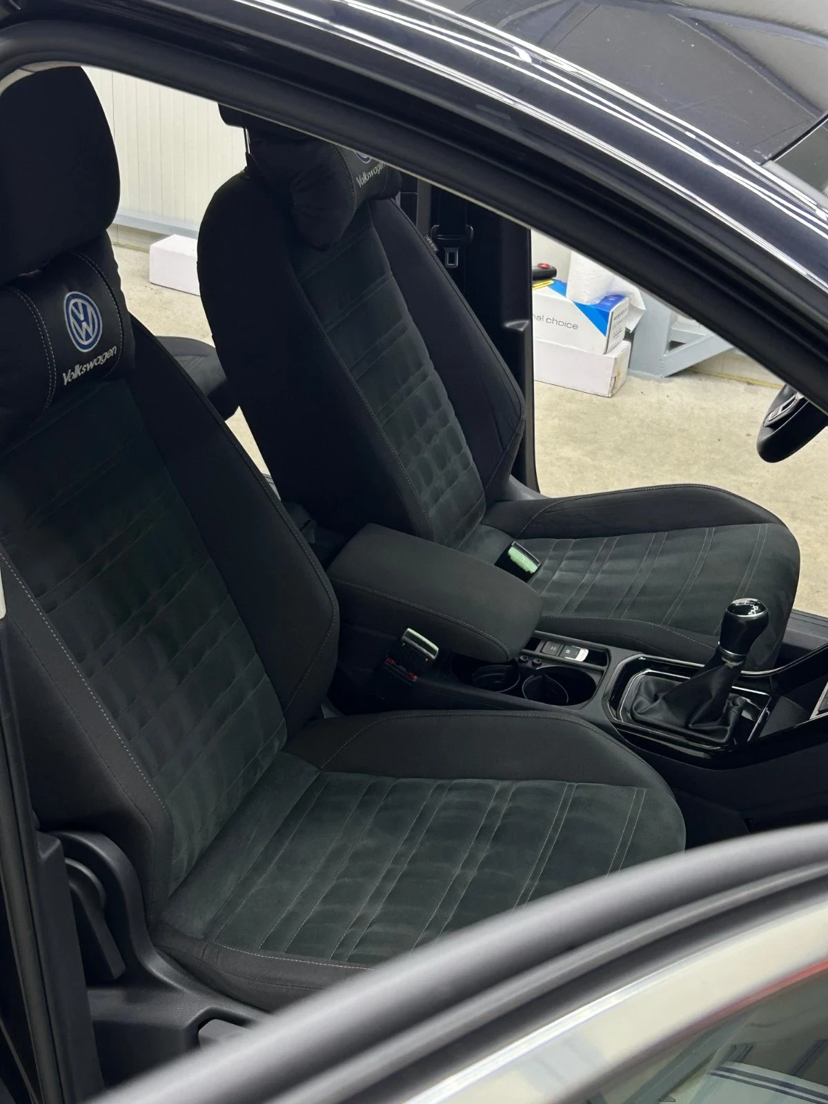 VW Touran 2.0TDI - изображение 4