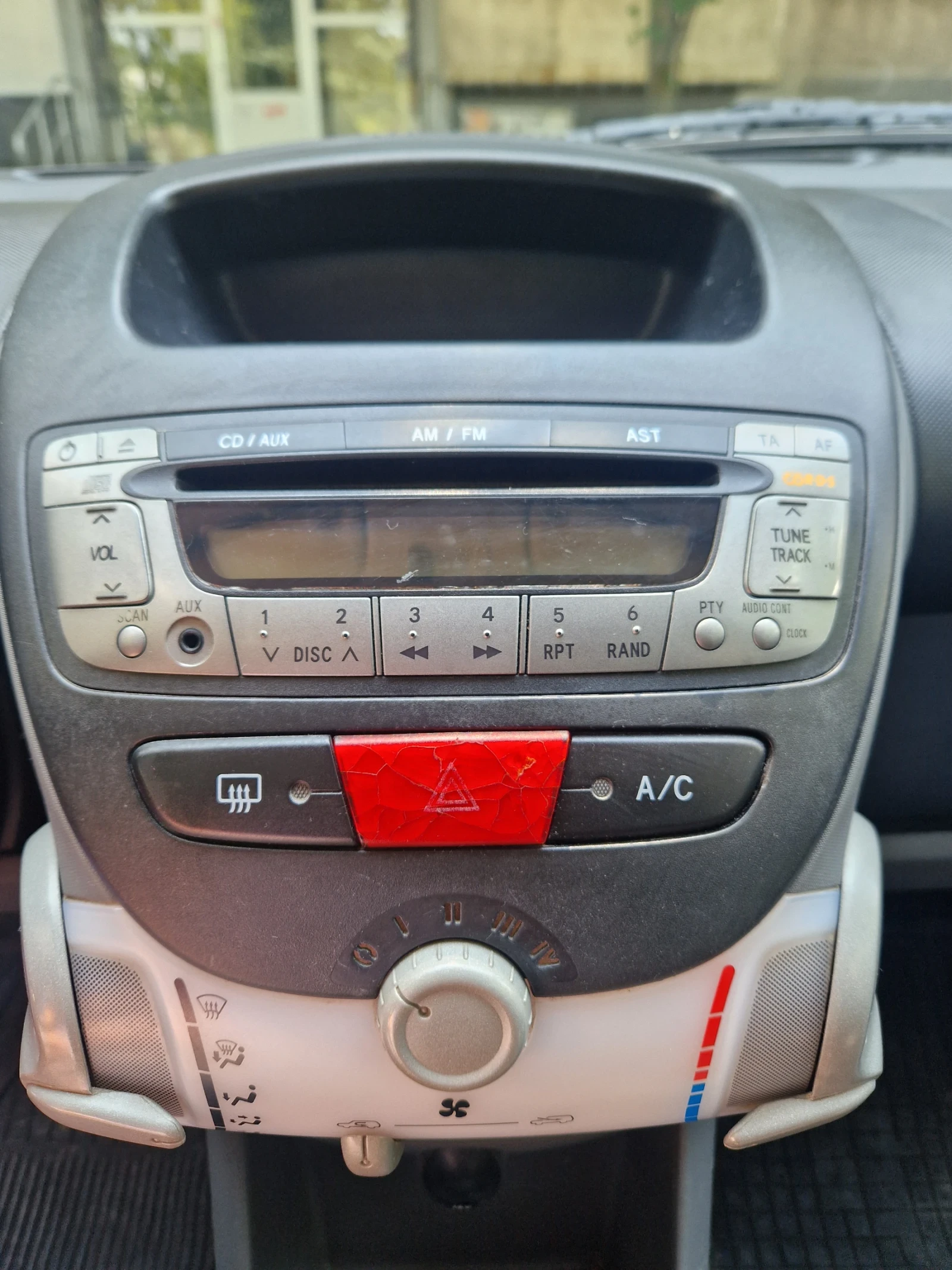 Peugeot 107  - изображение 9