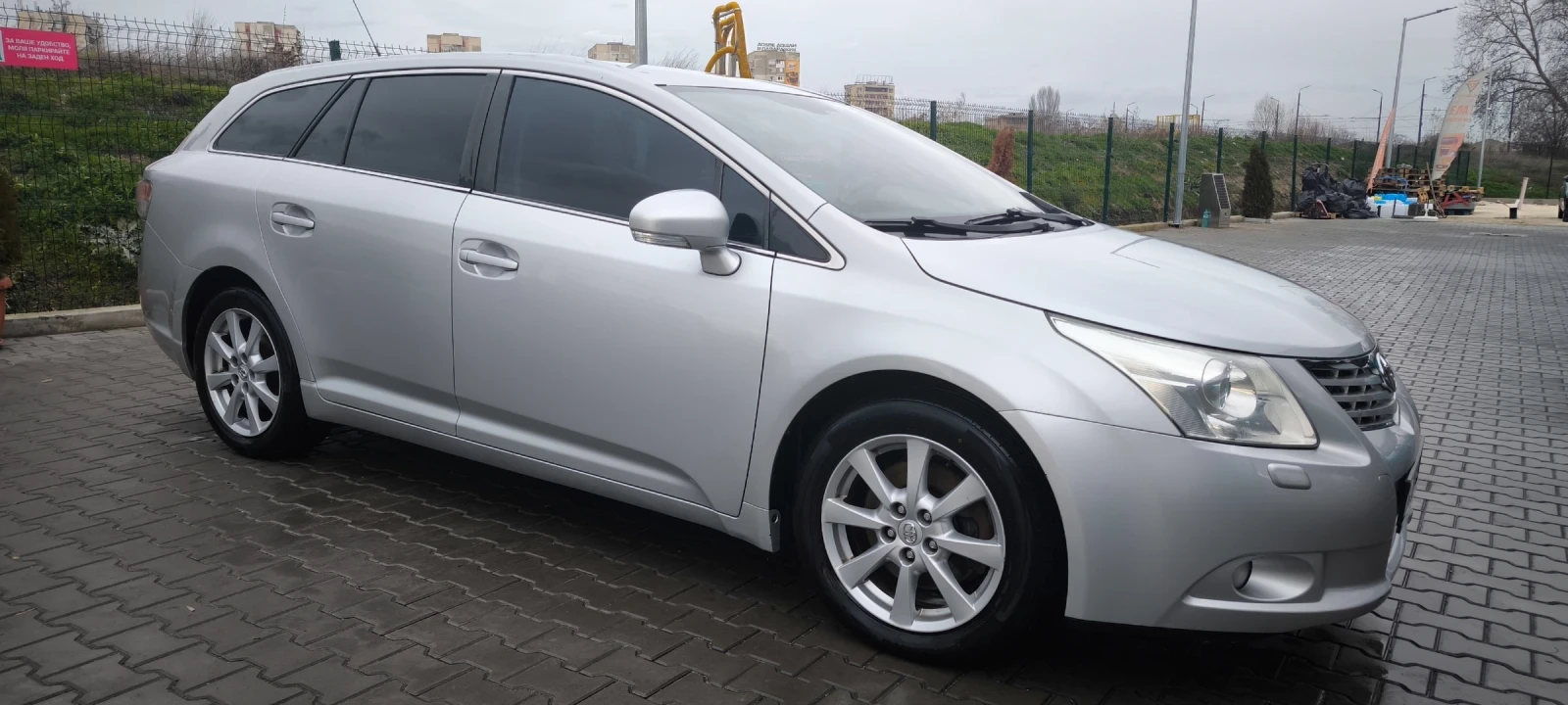 Toyota Avensis  - изображение 5