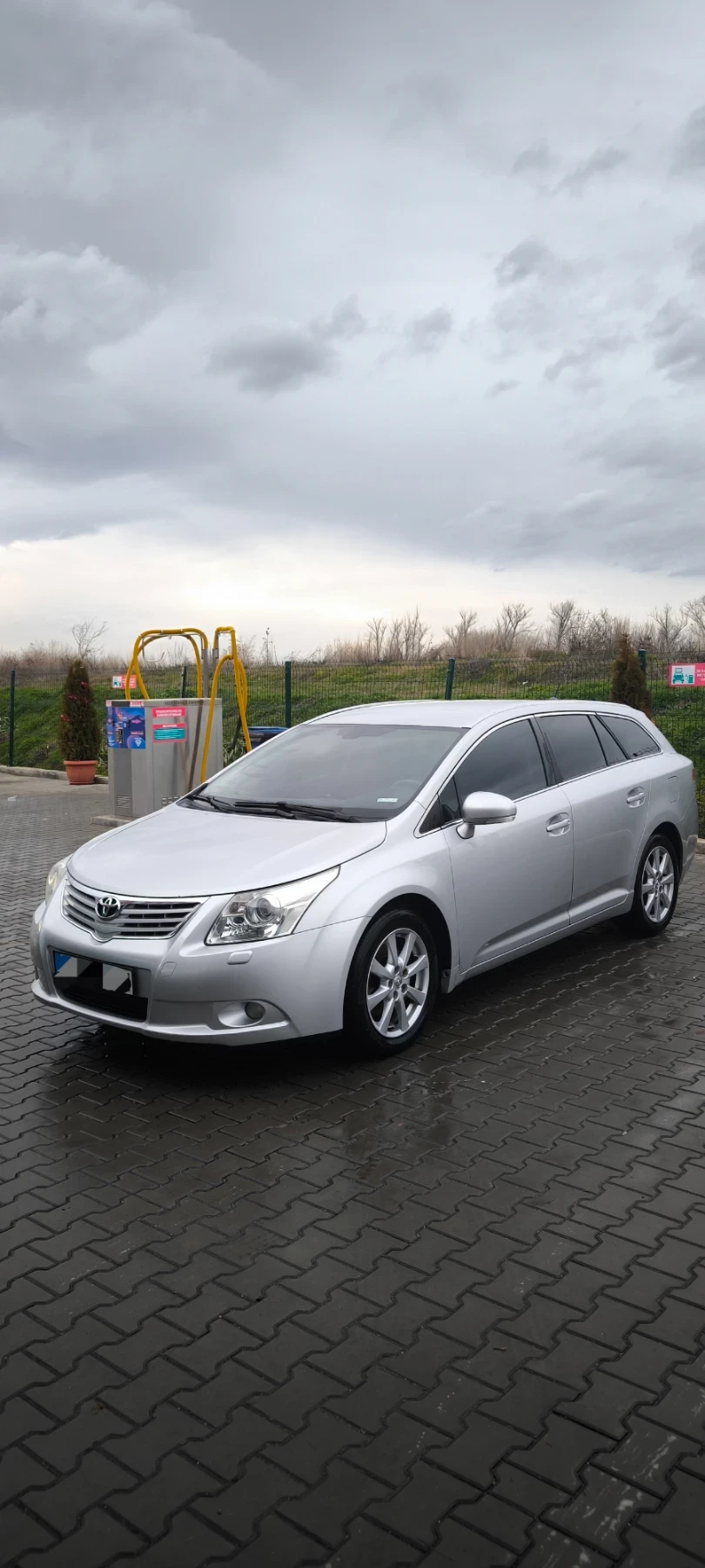 Toyota Avensis  - изображение 2
