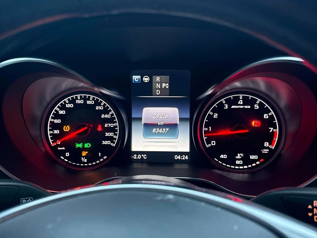 Mercedes-Benz C 63 AMG * CARFAX * БЕЗ ПЪРВОНАЧАЛНА ВНОСКА - изображение 8