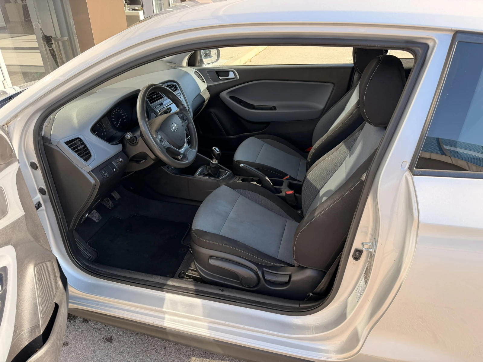 Hyundai I20  - изображение 9