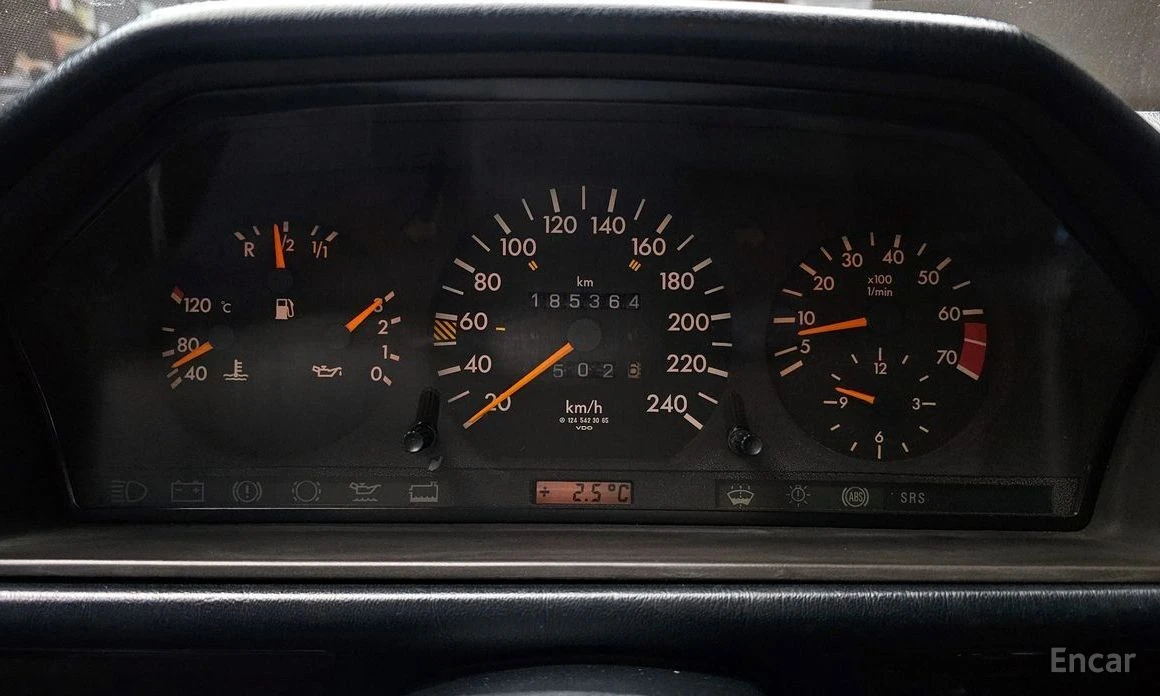 Mercedes-Benz 124  - изображение 8