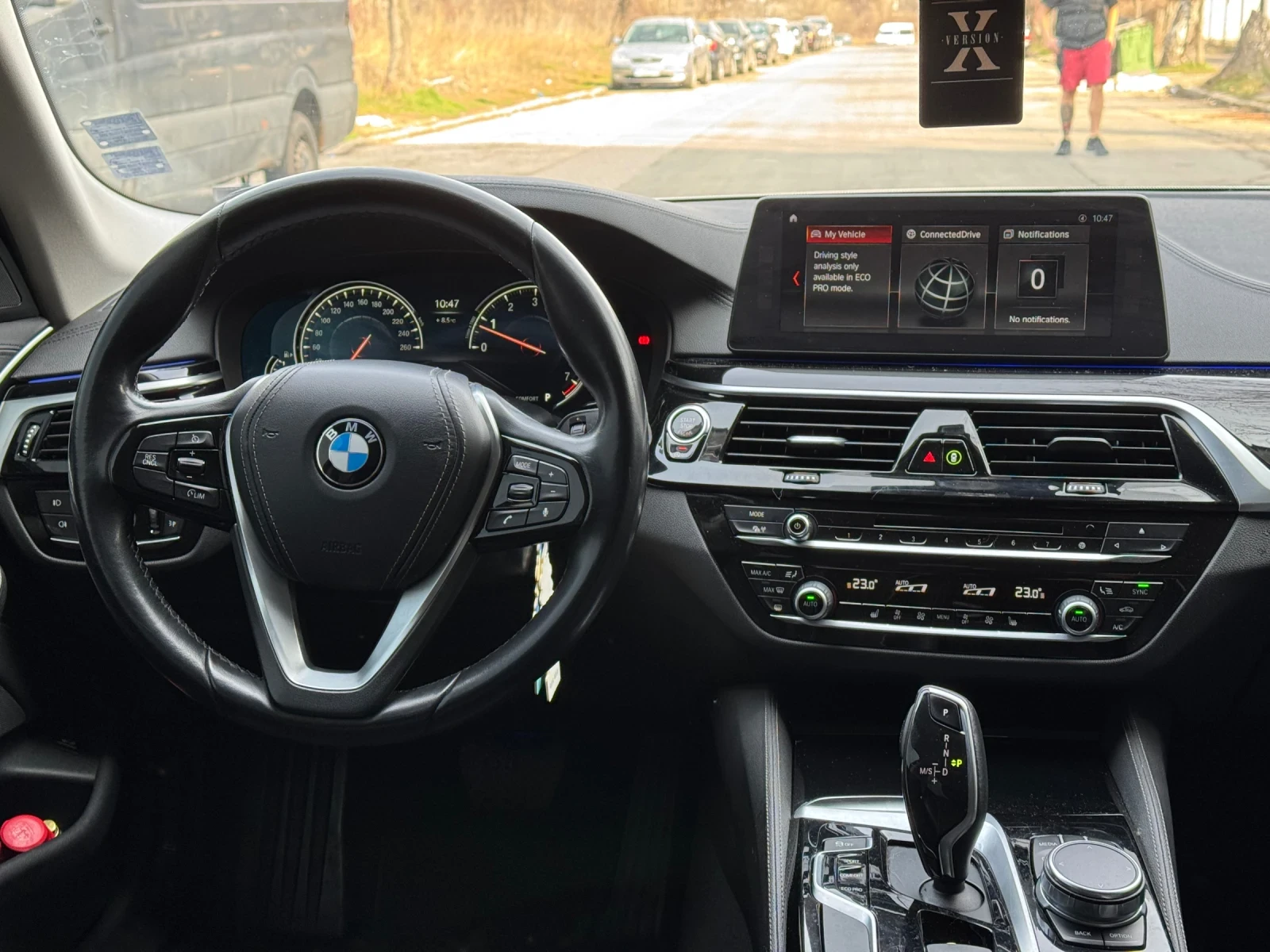 BMW 530 i-Luxury Line-100k KM, снимка 7 - Автомобили и джипове - 53753841