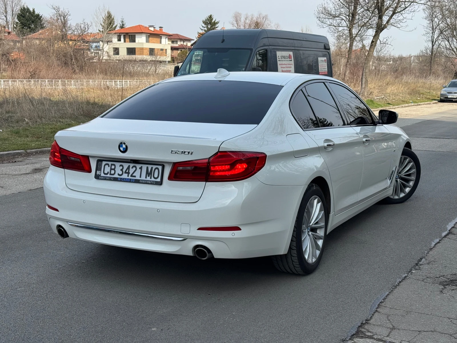 BMW 530 i-Luxury Line-100k KM, снимка 5 - Автомобили и джипове - 53753841