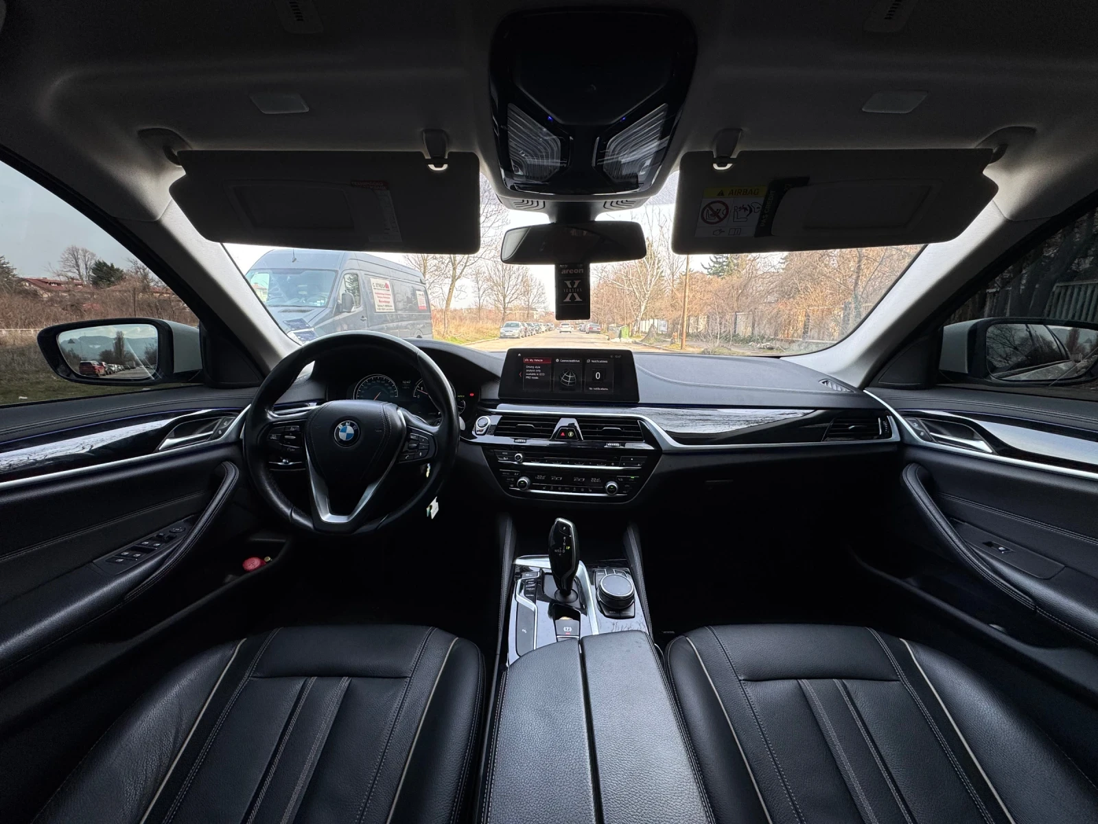 BMW 530 i-Luxury Line-100k KM, снимка 6 - Автомобили и джипове - 53753841