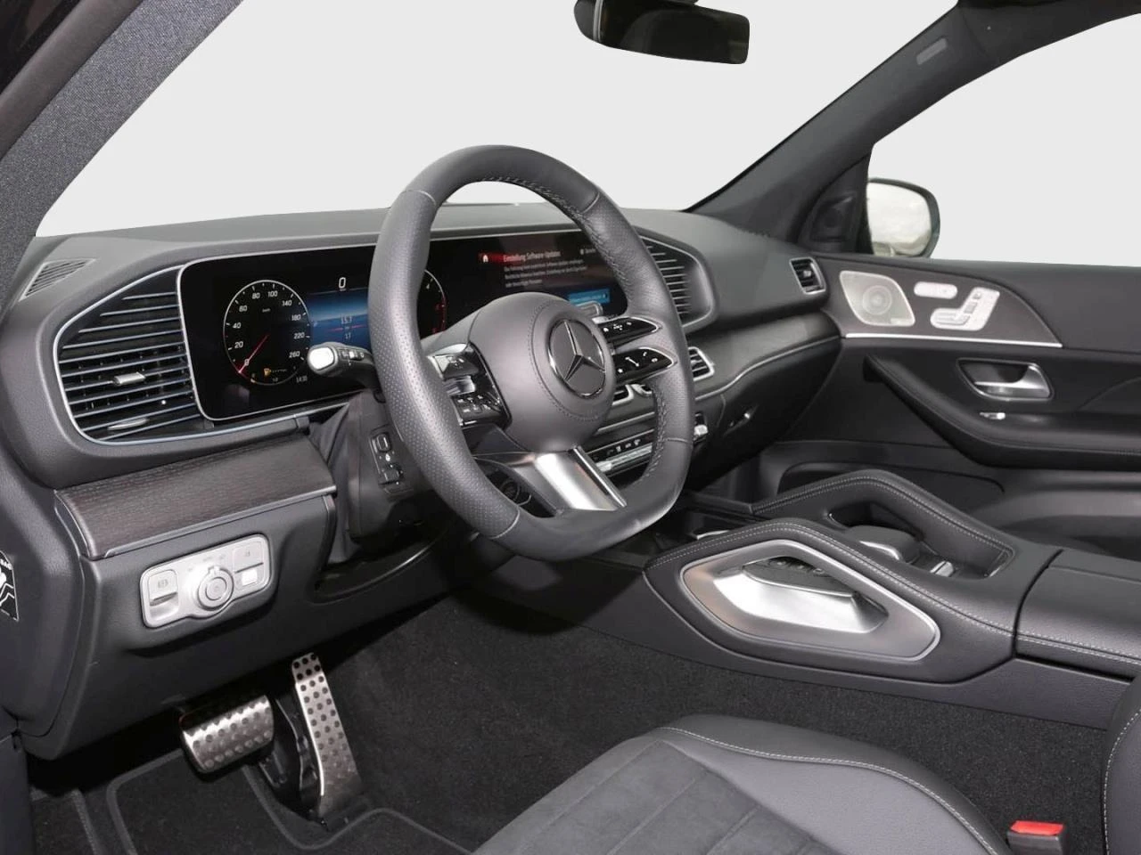 Mercedes-Benz GLE 450 d 4-MATIC AMG-LINE PANO BURMESTER NIGHT 7-МЕСТЕН - изображение 6