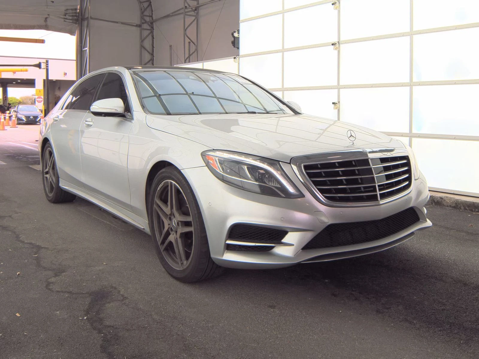 Mercedes-Benz S 500 AMG* PACK* 3D* BURMESTER* ДИСТОРНИК* МАСАЖ* ОБДУХВ, снимка 3 - Автомобили и джипове - 53796945