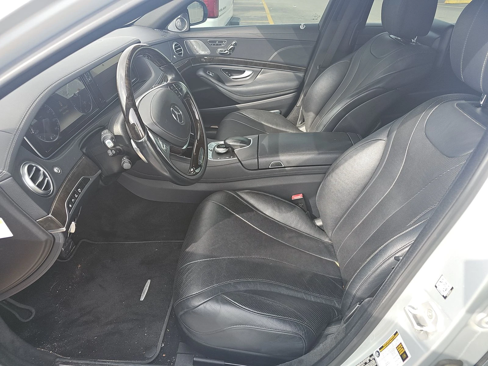 Mercedes-Benz S 500 AMG* PACK* 3D* BURMESTER* ДИСТОРНИК* МАСАЖ* ОБДУХВ, снимка 12 - Автомобили и джипове - 53796945