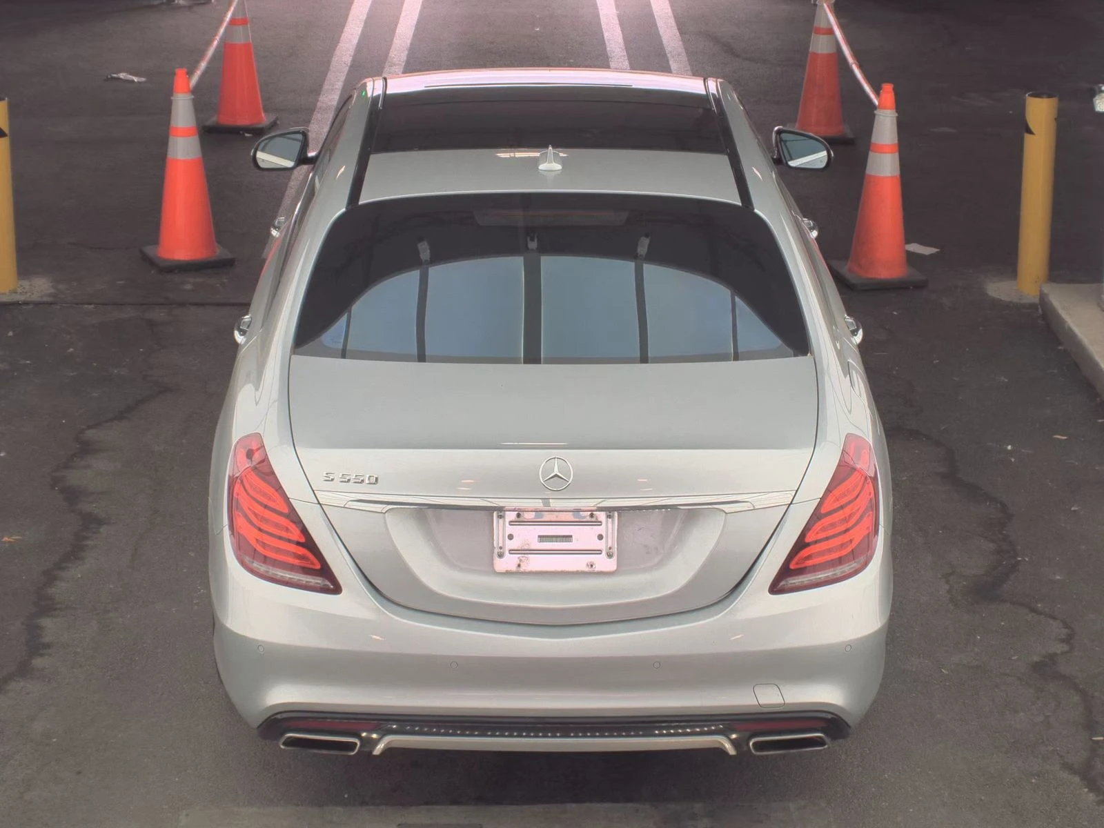 Mercedes-Benz S 500 AMG* PACK* 3D* BURMESTER* ДИСТОРНИК* МАСАЖ* ОБДУХВ, снимка 6 - Автомобили и джипове - 53796945