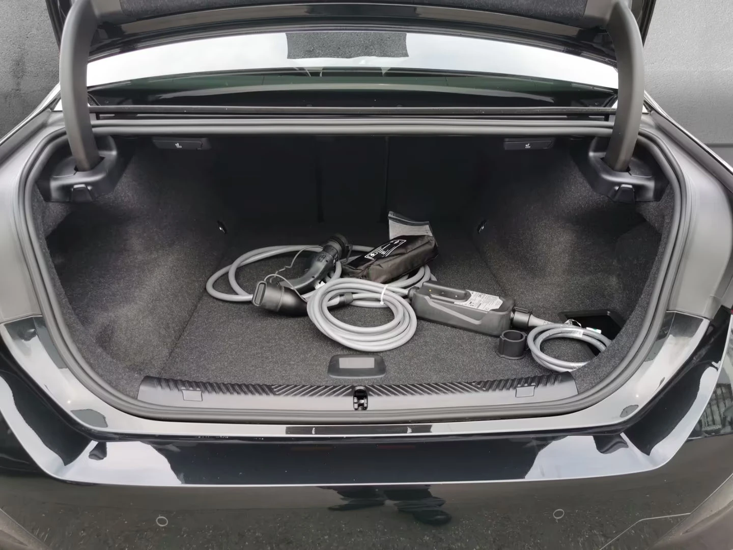 BMW i5 xDRIVE/40/394HP/M-SPORT/360/19/214z, снимка 7 - Автомобили и джипове - 53997517