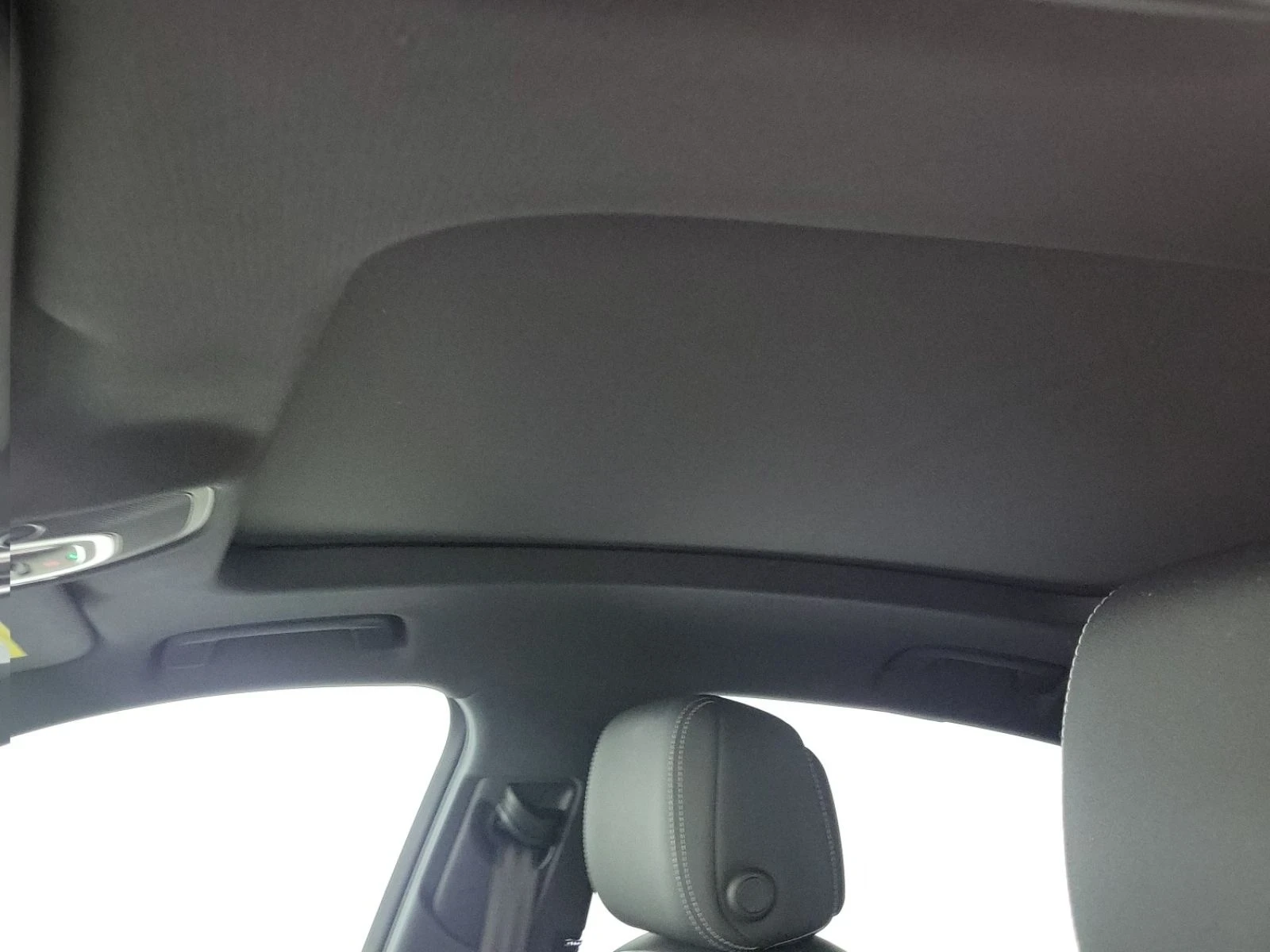 Audi E-Tron Technik* S-line* Подгрев* Обдух* Пано* Камера, снимка 11 - Автомобили и джипове - 54073209