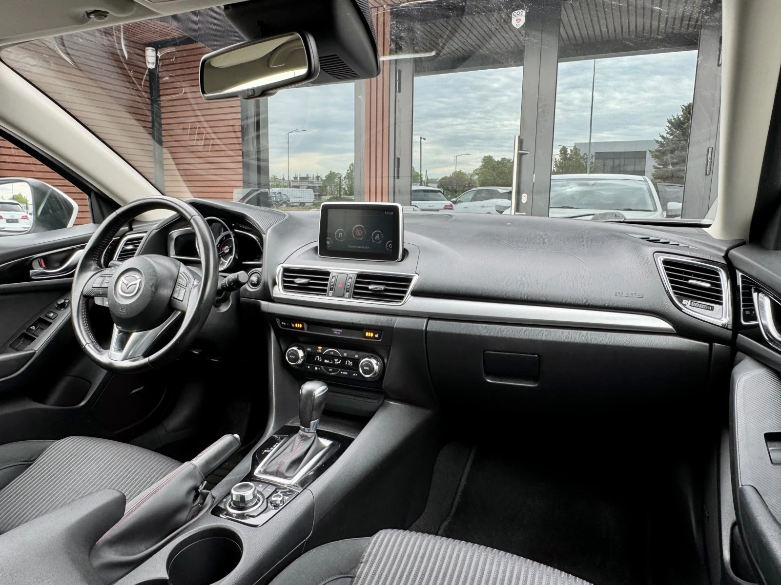 Mazda 3 2.2 SKYACTIV-D* Head up* Bose* Keyless | Mobile.bg � ����������� 12