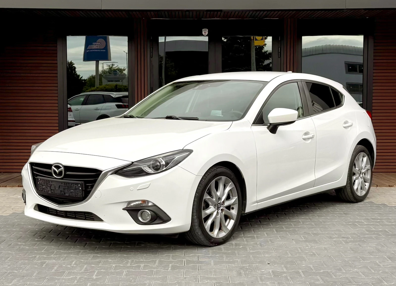 Mazda 3 2.2 SKYACTIV-D* Head up* Bose* Keyless | Mobile.bg � ����������� 3