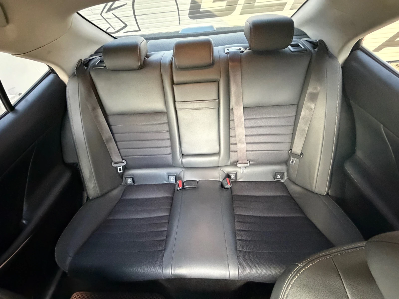 Lexus IS 300H* UNIKAT* REALNI KM* , снимка 11 - Автомобили и джипове - 54716713