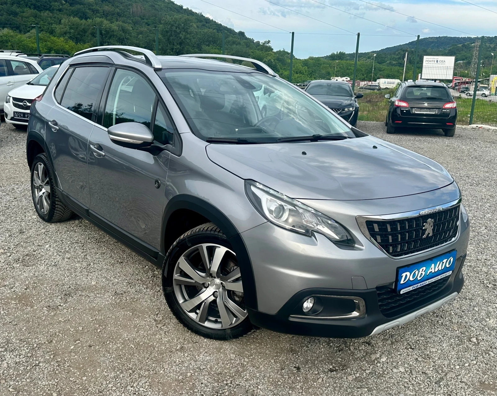 Peugeot 2008 1.6HDI-ALLURE-AVTOMAT-LED-NAVI-PANORAMA, снимка 8 - Автомобили и джипове - 54990105