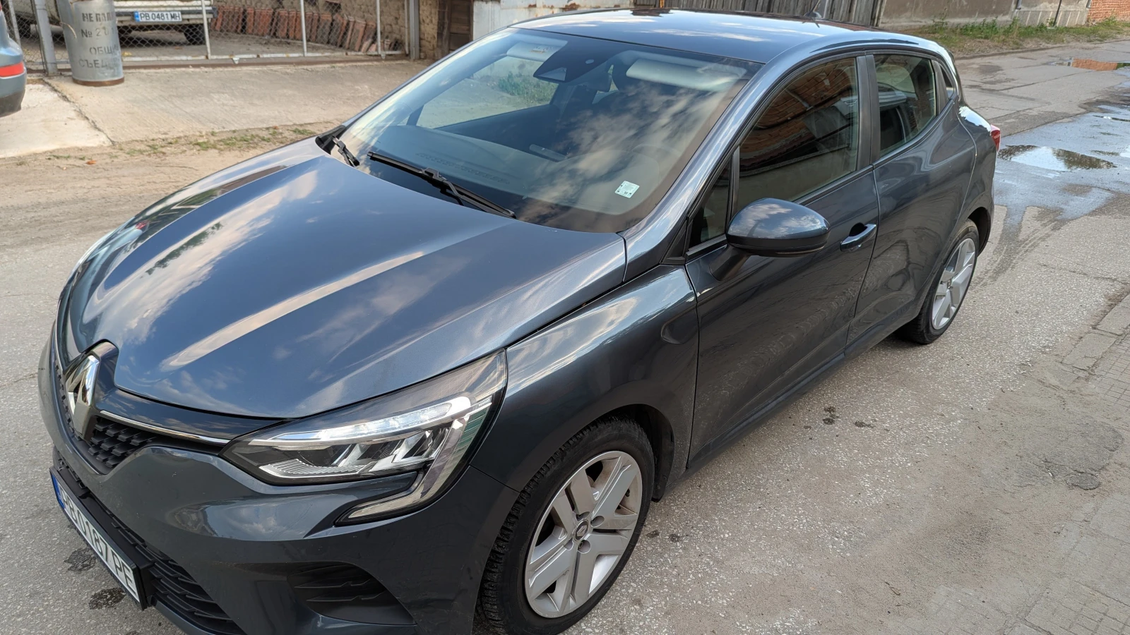 Renault Clio, снимка 5 - Автомобили и джипове - 54998696