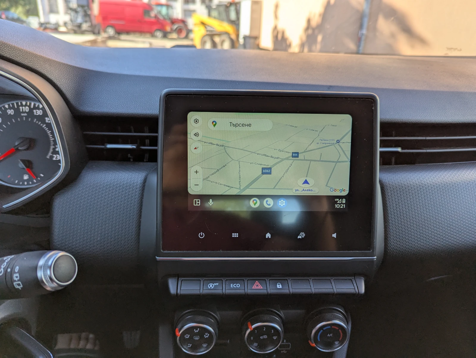 Renault Clio, снимка 8 - Автомобили и джипове - 54998696