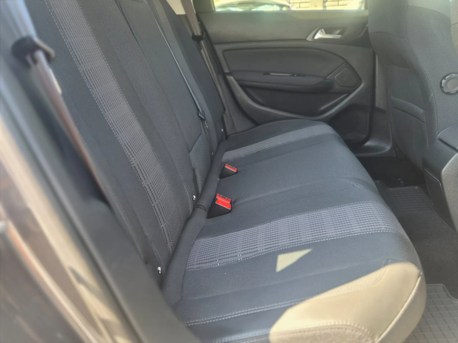 Peugeot 308 1.6 HDI 100k.s .170000km, снимка 14 - Автомобили и джипове - 55522681