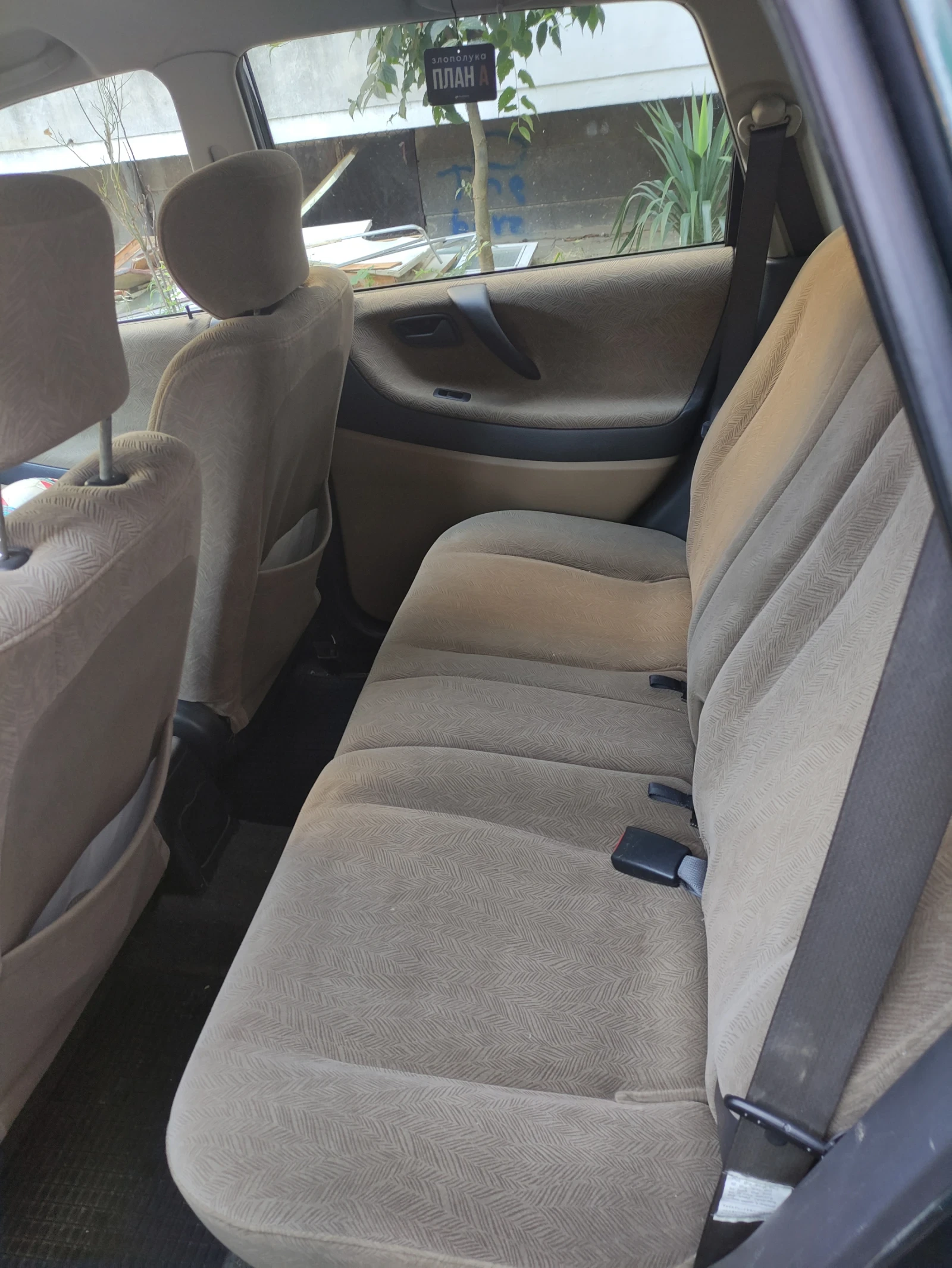 Suzuki Liana, снимка 7 - Автомобили и джипове - 55736205