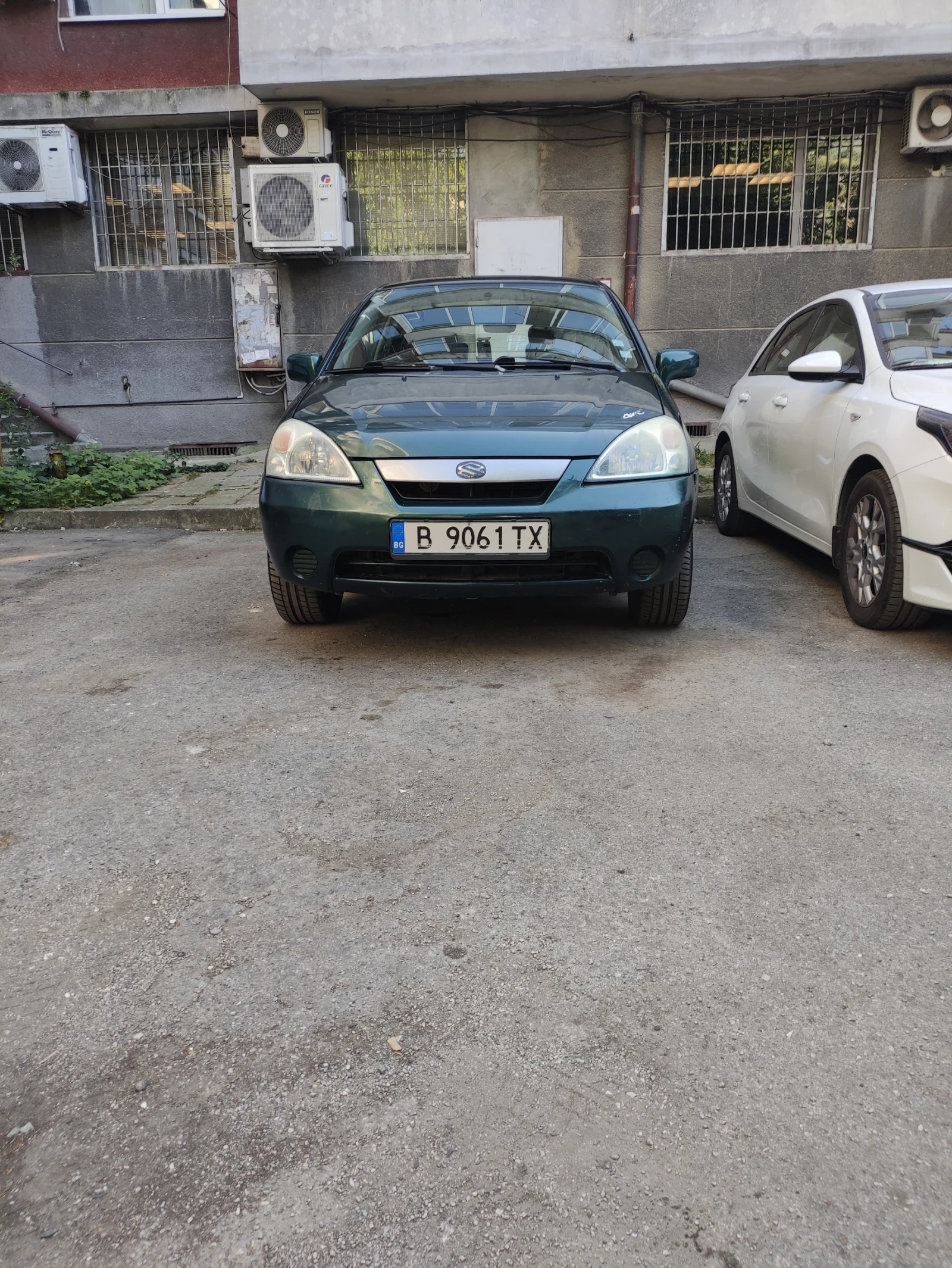 Suzuki Liana, снимка 2 - Автомобили и джипове - 55736205