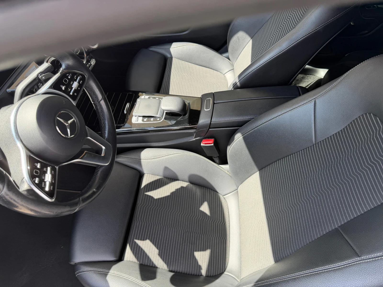 Mercedes-Benz CLA CLA 180 d, снимка 15 - Автомобили и джипове - 55875266
