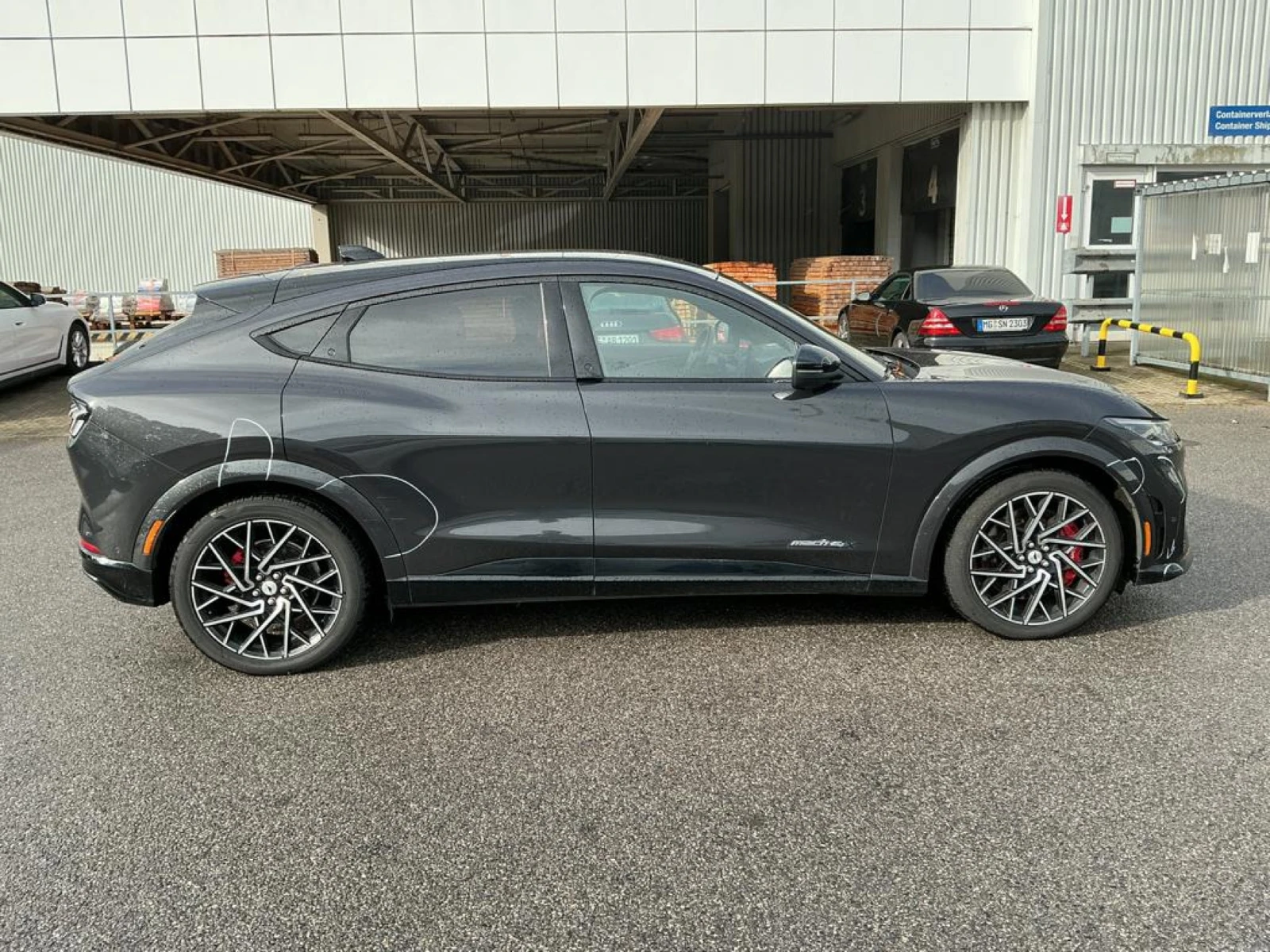 Ford Mustang Mach-E GT 99kWh AWD Leather LED Navi Panorama | Mobile.bg � ����������� 5