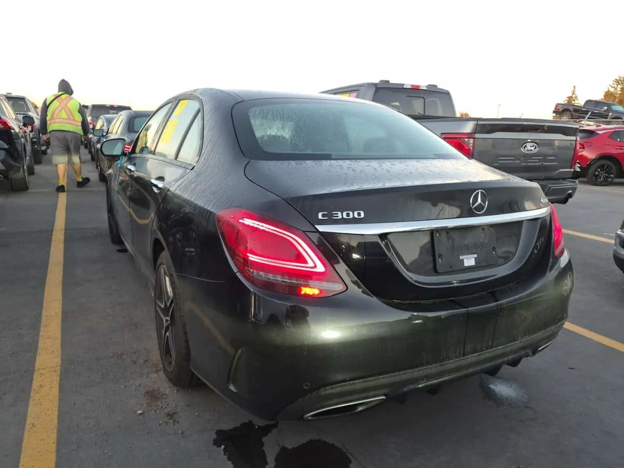 Mercedes-Benz C 300 * 4matic Sedan * CARFAX *  | Mobile.bg � ����������� 4