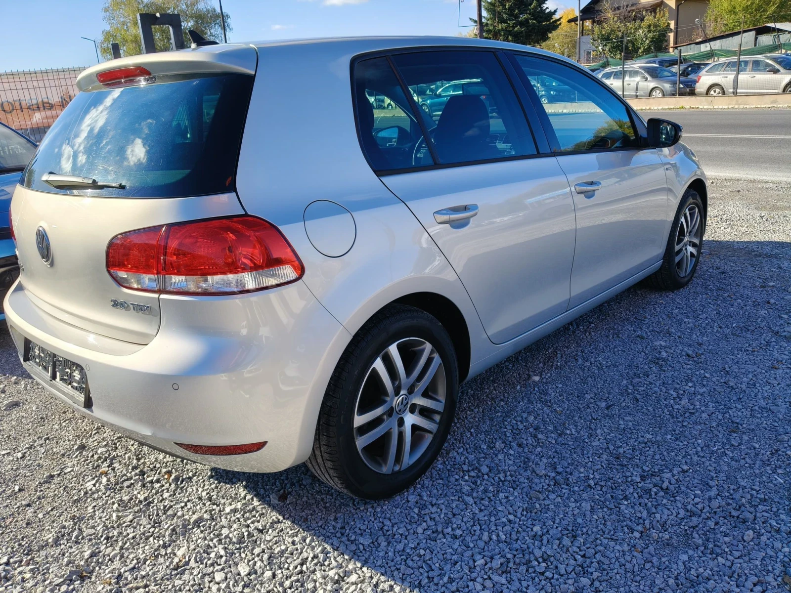 VW Golf 2.0TDI, снимка 5 - Автомобили и джипове - 56629612
