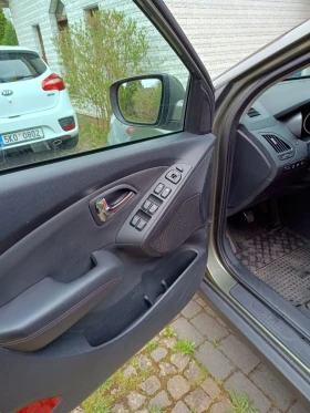 Обява за продажба на Hyundai IX35 Premium 4x4 ~17 999 лв. - изображение 11