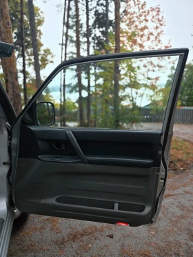 Mitsubishi Pajero Окачване, брони, лед барове, и други  - 16000 лв. / 8180.67 € - 23708593 17
