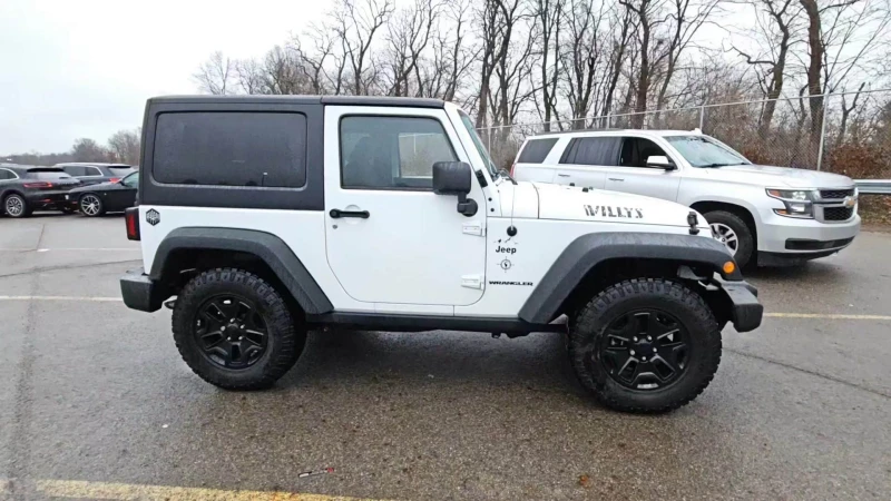 Jeep Wrangler 2015 Jeep Wrangler Willys Wheeler Edition, снимка 2 - Автомобили и джипове - 48372702