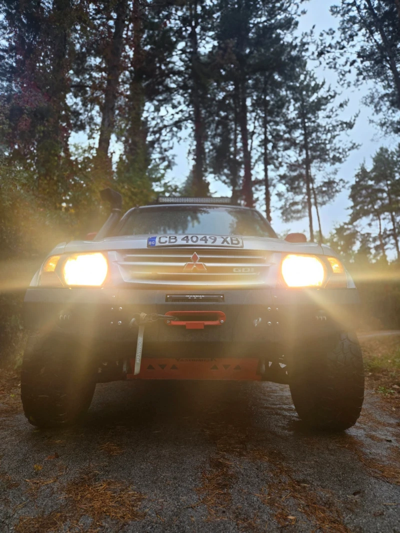 Mitsubishi Pajero Окачване, брони, лед барове, и други , снимка 3 - Автомобили и джипове - 52050731