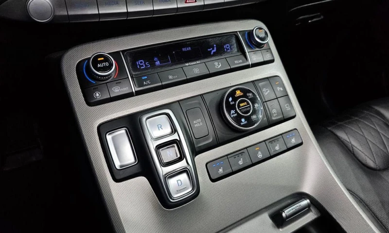 Hyundai Palisade Gasoline 3.8 4WD Exclusive, снимка 9 - Автомобили и джипове - 52058609