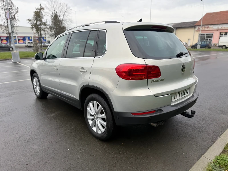 VW Tiguan VW Tiguan 2.0TDI* DSG* 4MOTION* FACE* LED* NAVI* П, снимка 4 - Автомобили и джипове - 52969457