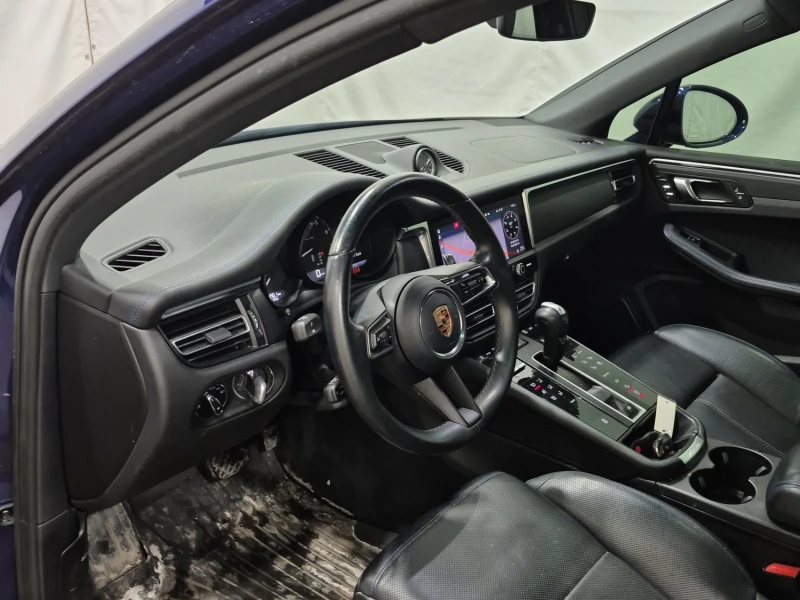 Porsche Macan * CARFAX * NAVARA BLUE, снимка 9 - Автомобили и джипове - 53244321
