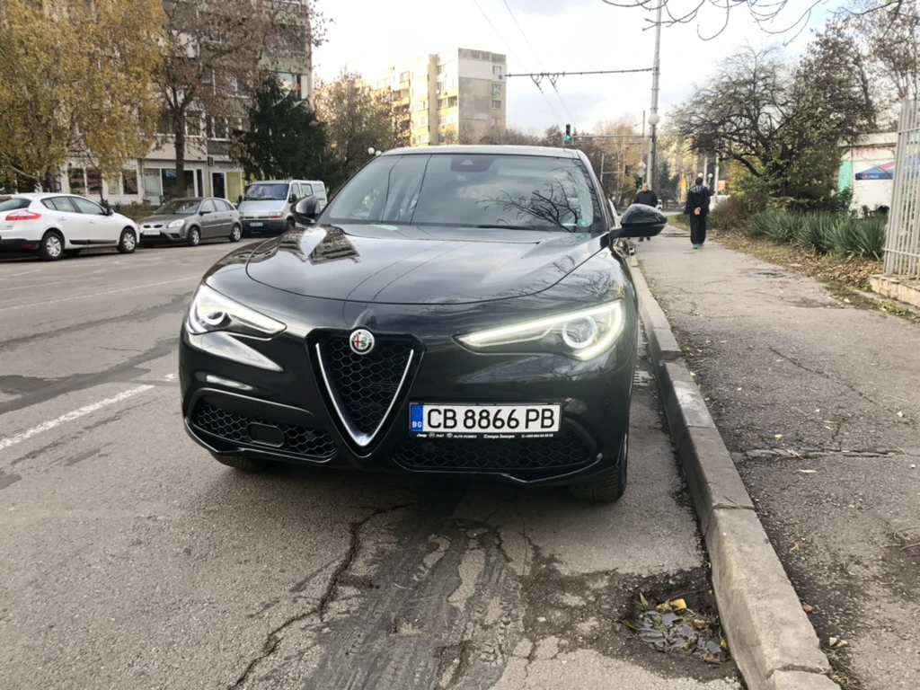 Alfa Romeo Stelvio  - изображение 2