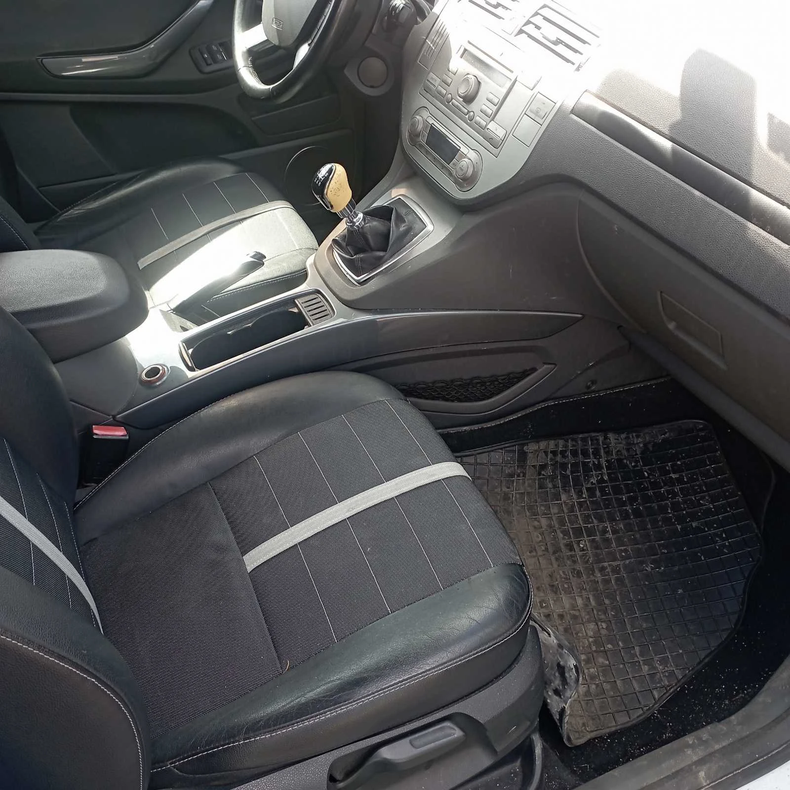 Ford Kuga  - изображение 9