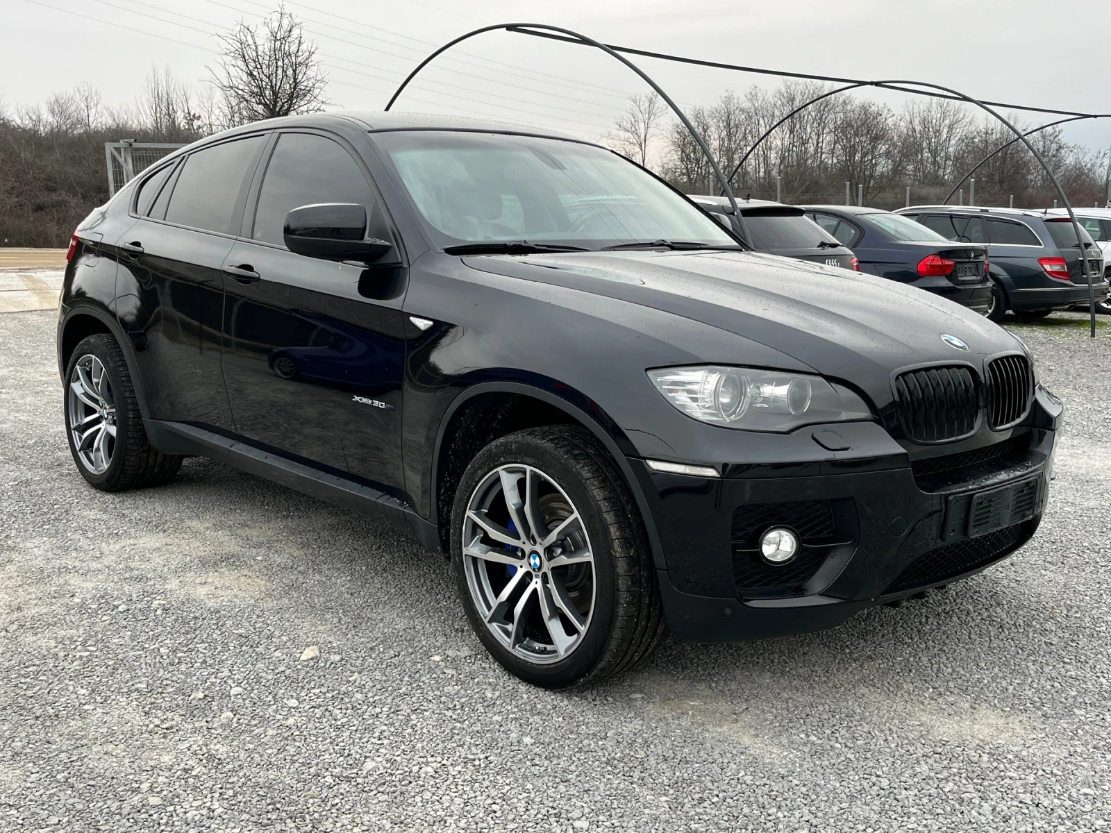 BMW X6 3.0 D 235k - изображение 8
