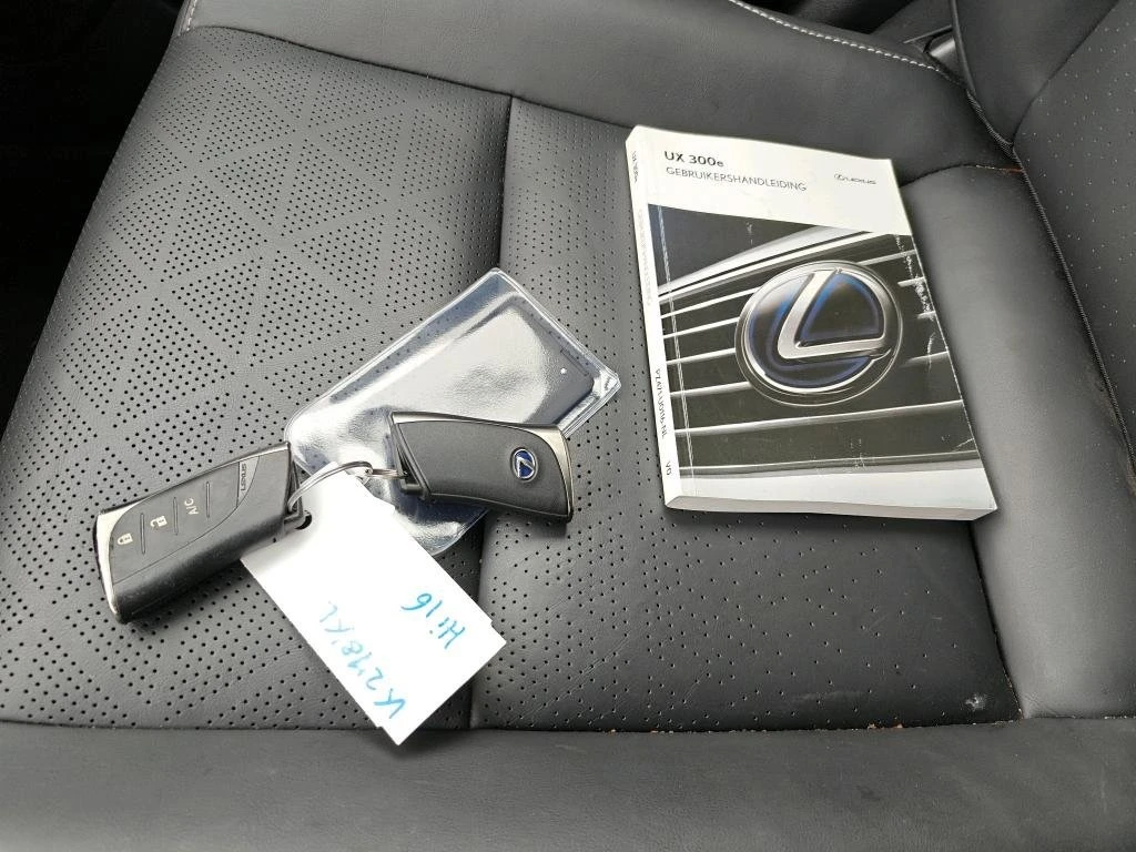 Lexus UX 300e 54.3KWH 204КС. ПОДГРЯВАНЕ ОБДУХВАНЕ ДИСТРОНИК, снимка 9 - Автомобили и джипове - 53977292