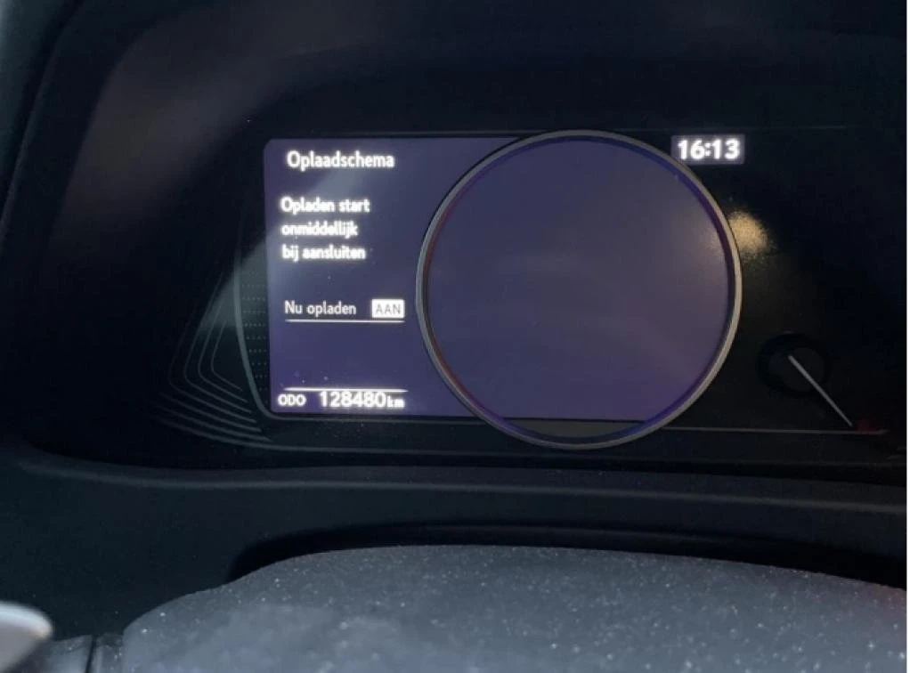 Lexus UX 300e 54.3KWH 204КС. ПОДГРЯВАНЕ ОБДУХВАНЕ ДИСТРОНИК, снимка 10 - Автомобили и джипове - 53977292